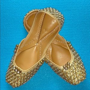 Gold Punjabi Jutti(Flats) -removable bells